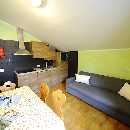 아파트 Casa Longa By *