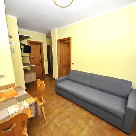 아파트 Casa Longa By *